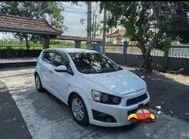 Chevrolet Aveo 2012 Bensin