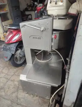 Mesin potong tulang daging beku portable bone saw K-220 Kolbe Jerman