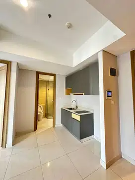 Disewakan Apartemen Taman Anggrek Residences 3 Bedrooms Semifurnish