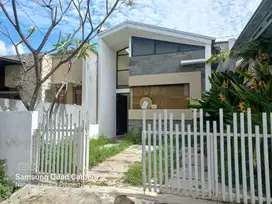 Rumah cantik murah komplek cisaranten arcamanik kota Bandung