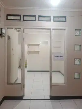 Di kontrakkan rumah di Cikadut view pegunungan Kota Bandung
