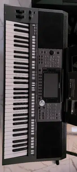 Keyboard Yamaha Psr-S 970