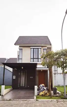 Disewakan Rumah Di CitraLand Surabaya Barat