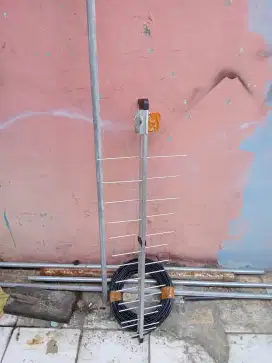 Jasa pasang antena digital.