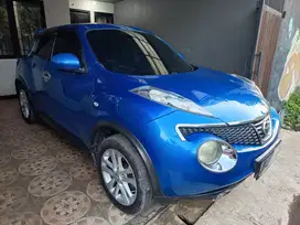 Nissan Juke 2011 AT Rare colour