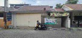 Dijual Rumah Di Perumahan Kebraon Surabaya