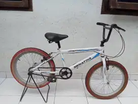 Sepeda bmx uk 20