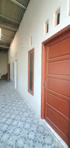 Kos Baru Gress Kemlaten Baru