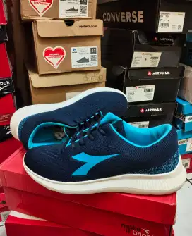 Diadora Cronos Running Shoes