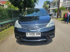 Antik KM 61rb.. Nissan Grand Livina SV MT 2017 (D)