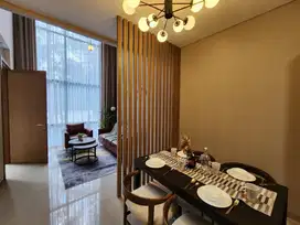 RUMAH BARU TIRTASARI FORESTA SARIJADI TIGA LANTAI