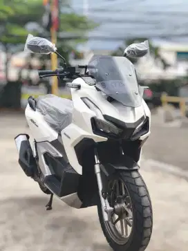 Promo dp 1.5jt Honda ADV 160 Cbs nmax (Bi jelek ktp luar bs kredit)150
