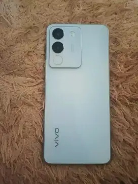Dijual Vivo v 29 e (barang mulus jarang di gunakan) (NEGO BENSIN)