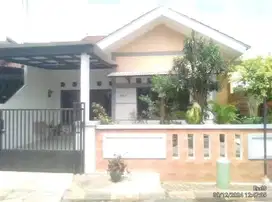Rumah di Cluster Duta Bintaro Pinang Tangerang Dekat Toll Pinang