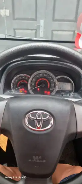 Toyota avanza 2017 1.3 G A/T