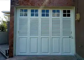 pintu garasi sliding atas