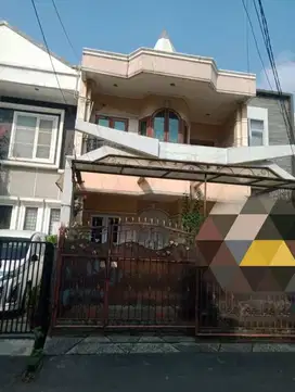 Dijual rumah di kelapa gading Lokasi strategis dibelakang Wisma Gading