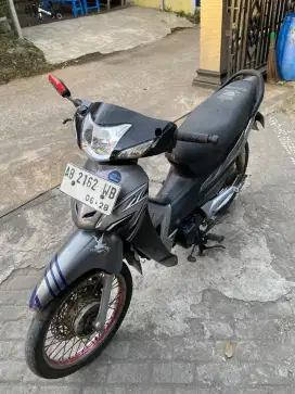 Fit x THN 2008 plat AB Bantul