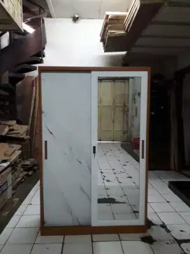 lemari besi 2 pintu
