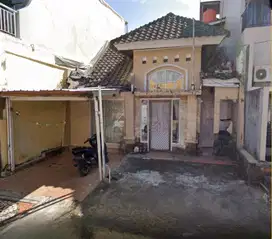 Dijual Rumah Makassar sekitar Jalan Dr Leimena, Jalan Raya Baruga