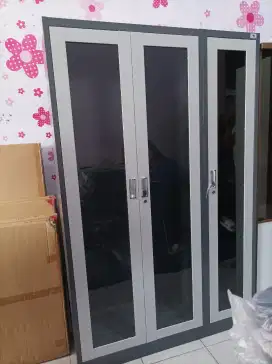 Brangkas second