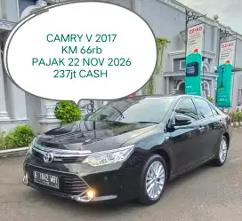TOYOTA CAMRY V 2017