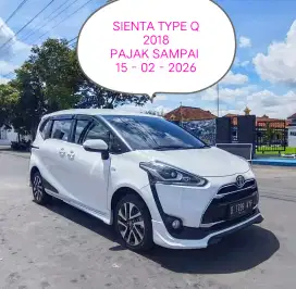 TOYOTA SIENTA Q 2018