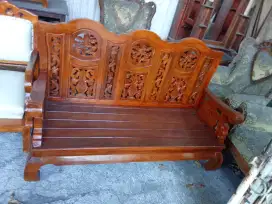 Kursi tamu kayu jati model minimalis ukir kembang