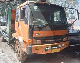 Truck Crane Mitsubishi Fuso 220 PS Tahun 2012 Kapasitas 3 Ton