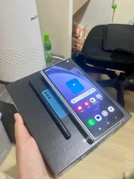 Samsung galaxy Fold 5 fullset ram 12/512