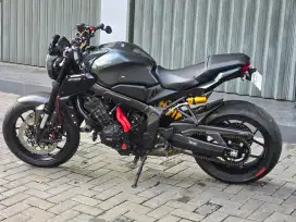 Moge Sport Naked Honda CB650R th 2023 Odo 2rb Modif Hedon Like New