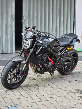 Moge Sport Naked Honda CB650R th 2023 Odo 2rb Like New Modif Hedon