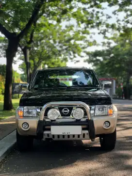 Nissan Terrano Kingsroad K2 2004 Istimewa Low KM