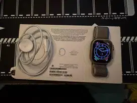 Apple Watch Ultra Gen 1 49mm (Blue/Gray Trail Loop) 32GB