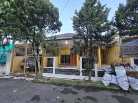 Di sewakan rumah taman lingkar blok i no 10 bangunan standard