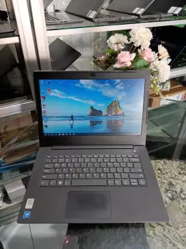 Laptop Lenovo V130