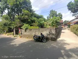 Dijual Tanah Bagus Strategis Hook 2 muka di seyegan
