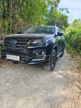 Dijual 1unit Fortuner gr 2.4 masih orisinil