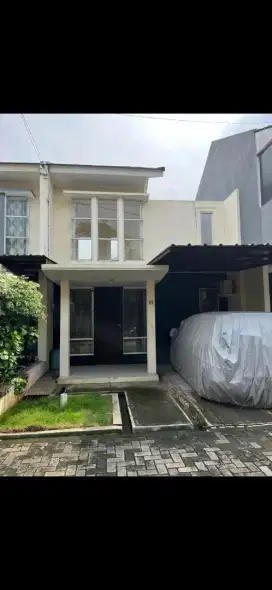 Di Kontrakkan Rumah Strategis di Serpong