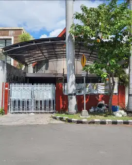 Rumah Jalan Kartini STRATEGIS NOL JALAN