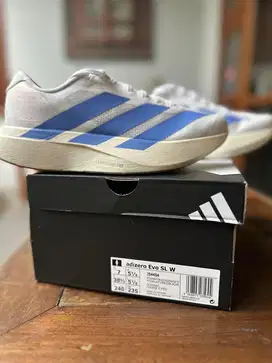 Adidas EVO SL Size 38 2/3 Original like new