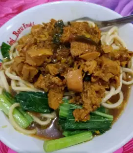 Warung mama Habibi