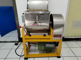Mixer Adonan Donat Roti Mie Horizontal Dough Mixer Kapasitas 5kg Bekas