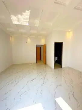 Murah Rumah 3 Lantai 3 KT / 3 KM Strategis Kec matraman Jakarta Timur