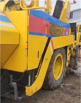 Dijual Asphalt Finisher Niigata NFB6W  Ex. Import Tahun 2017