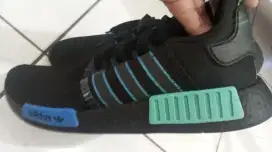 Sepatu Adidas La Marque Aux 3 Size 44