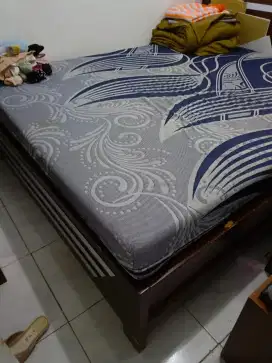 Dipan dan kasur