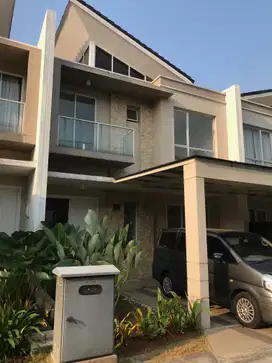 Disewakan Rumah Kosongan Green Puri, Ukuran 8x15 m², Harga Bersahabat