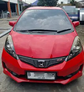 Honda Jazz RS Matic Merah Ferrari