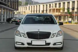 Mercy E200 Avantgarde AT 2013